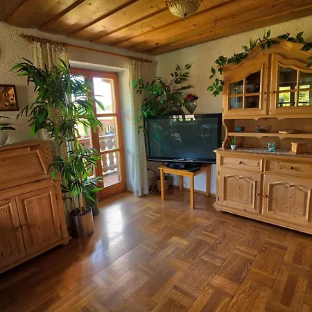 Feriensuite-auf-dem-bauernhof-fuer-2-3-personen-im-herzen-niederbayerns * Mamming