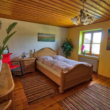 Apartmán Feriensuite-auf-dem-bauernhof-fuer-2-3-personen-im-herzen-niederbayerns